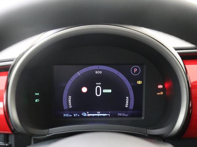 Fiat 600 600e RED 54 kWh | Parkeerhulp achter | Apple carplay |
