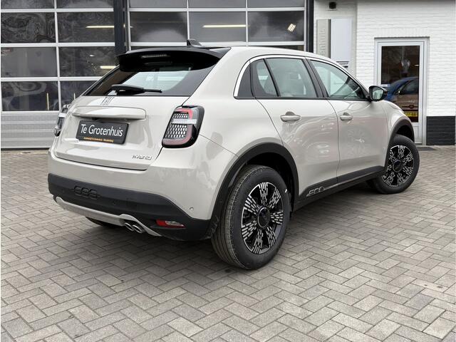 Fiat 600 1.2 Hybrid 136 Urban