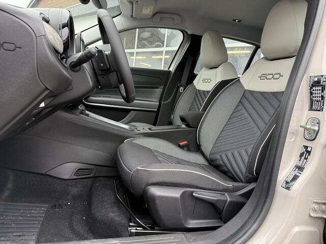 Fiat 600 1.2 Hybrid 136 Urban