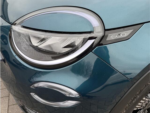Fiat 600 1.2 Hybrid 136 Urban
