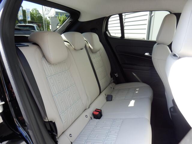Fiat 600 1.2 Hybrid | La Prima | Leder | Massagestoelen | Camera |