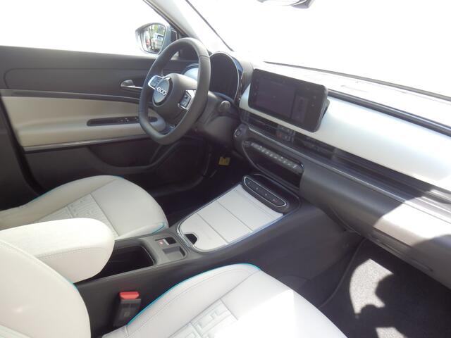 Fiat 600 1.2 Hybrid | La Prima | Leder | Massagestoelen | Camera |