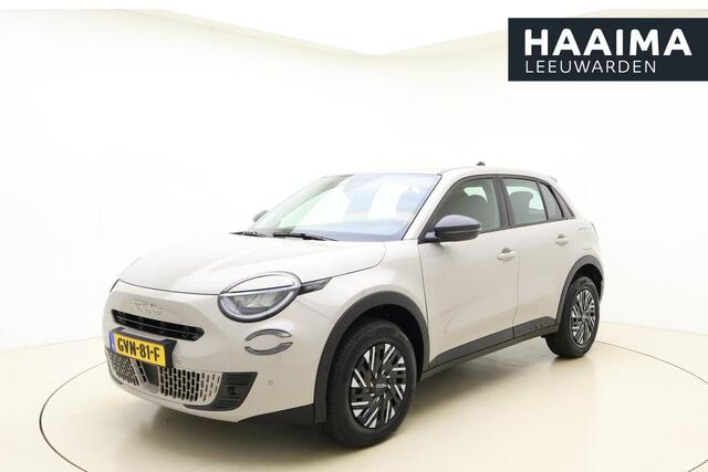 Fiat 600 1.2 Hybrid Urban | Automaat | Climate control | Camera | Navigatie via Carlay | Keyless | Lichtmetalen velgen | Cruise control | LED verlichting