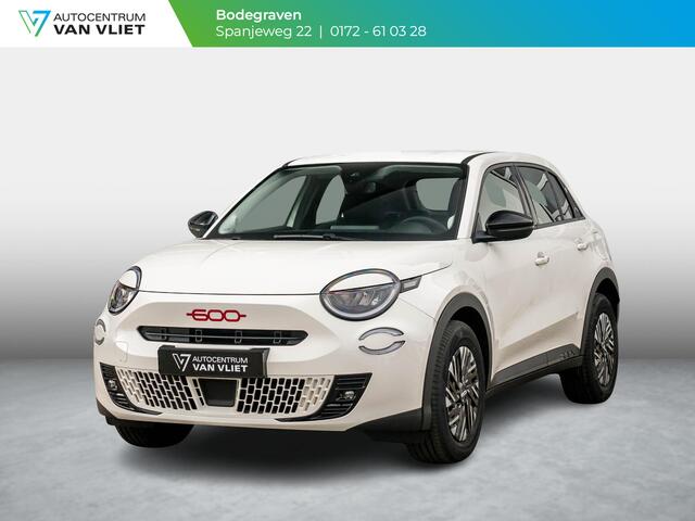 Fiat 600 600e RED 54 kWh | 17% Bijtelling | Gratis Wallbox |