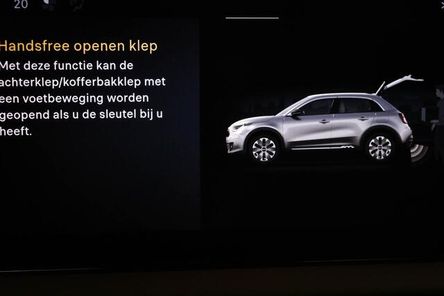 Fiat 600 1.2 Hybrid La Prima | MASSAGE | NAVIGATIE | DAB | APPLE | CAMERA