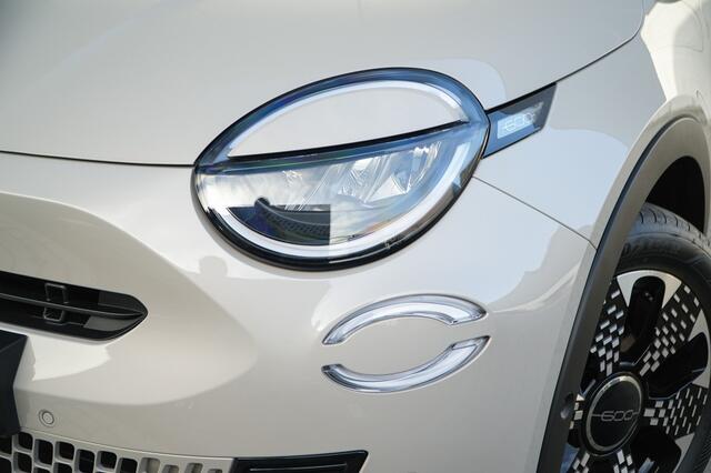 Fiat 600 1.2 Hybrid 145 PK La Prima | Navi | Camera | Carplay