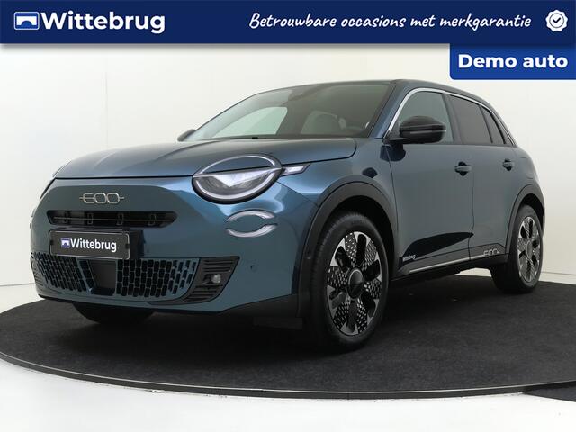 Fiat 600 600e La Prima 54 kWh