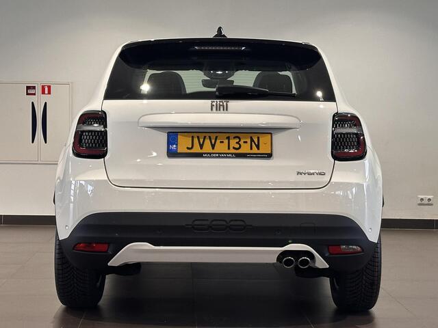 Fiat 600 Urban 1.2 Hybrid 145pk e-DCS6 | 8 JAAR GARANTIE! | APPLE CARPLAY / ANDROID AUTO | CLIMA | PARKEERSENSOREN | ISOFIX |