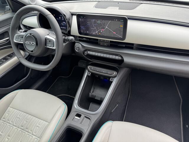 Fiat 600 1.2 Hybrid La Prima Aut., Camera | Leer | Navi & CarPlay