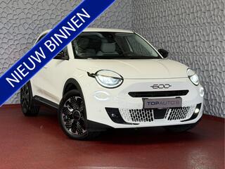 fiat-600-1.2-hybrid-la-prima-leer-m