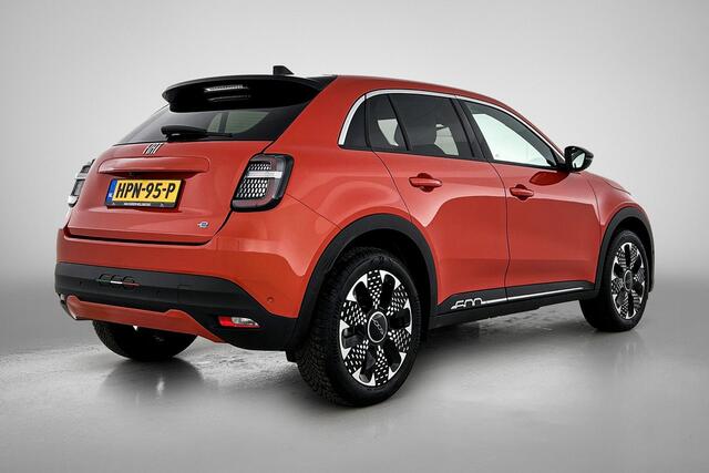 Fiat 600 600e La Prima 54 kWh Leder, Massage, Carplay