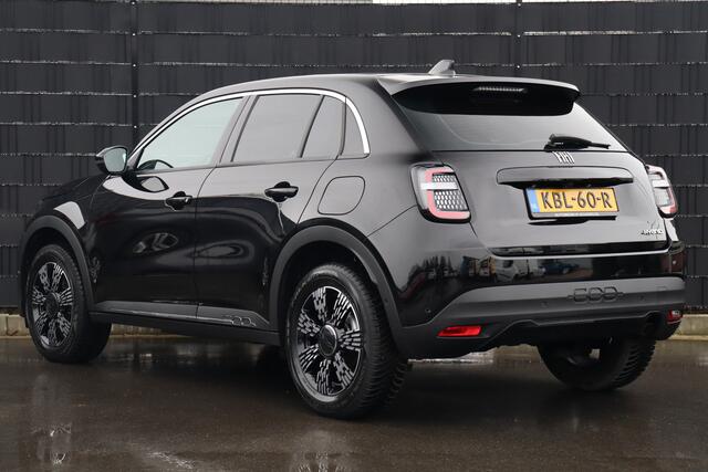 Fiat 600 1.2 Hybrid Automaat Urban | Stoelverwarming | 360 Camera | Carplay | Keyless