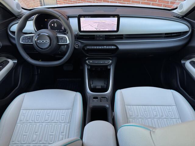Fiat 600 1.2 Hybrid La Prima NAV ADAP-CRUISE CAMERA STOELVW CARPLAY LMV