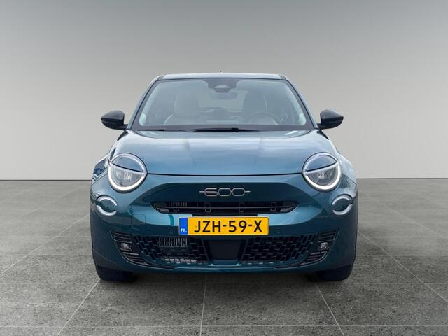 Fiat 600 La Prima 1.2 Hybrid 145pk | ALL-SEASON BANDEN | CAMERA | NAVI | APPLE CARPLAY / ANDROID AUTO |