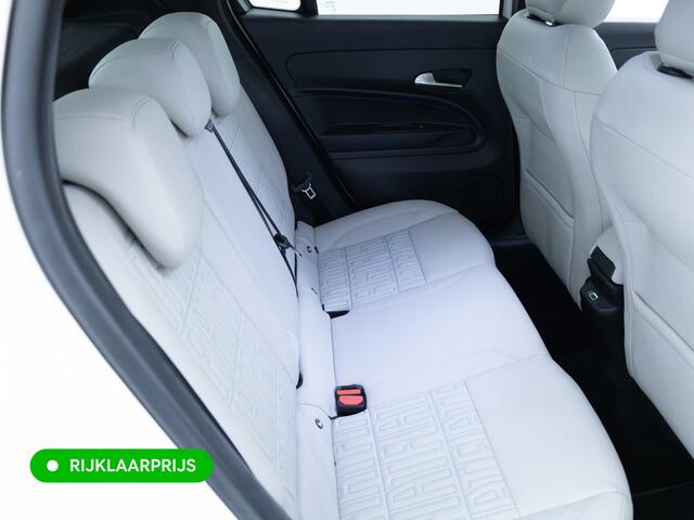 Fiat 600 1.2 Hybrid La Prima | Leer | Stoelverw. | Camera | Adap. Cruise | Sfeerverlichting | Elec. verst. best. stoel met massage en lendesteun | Apple Carplay/Android auto, Navigatie, Led, PDC V+ A, Keyless entry & start