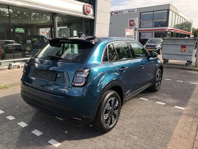 Fiat 600 1.2 Hybrid Icon AUTOMAAT|NAVI|CLIMATE|APPLE/ANDROID|17"|CAMERA|PDC|DAB