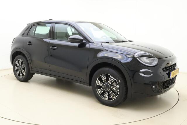 Fiat 600 1.2 Hybrid Urban 145 PK Automaat | Navigatie via Carplay | DEMO | DAB Radio | Cruise control | 8 Jaar speciale garantie