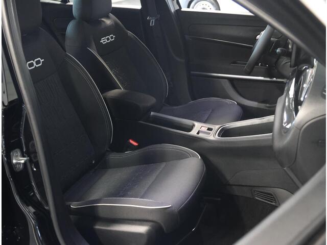 Fiat 600 1.2 Hybrid Urban | 1ste eigenaar | AppleCarPlay/AndroidAuto | Climate Control | Cruise Control | Camera | Parkeersensoren | Navigatie | AUTOMAAT | LM velgen | Keyless | LED | Isofix | Sfeerverlichting | Stoel/Voorruitverwarmd |