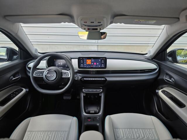 Fiat 600 105PK Hybrid La Prima | Massagestoel | Leder | Full options |