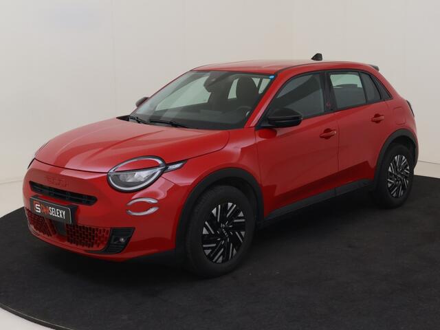 Fiat 600 e 115 kW Red