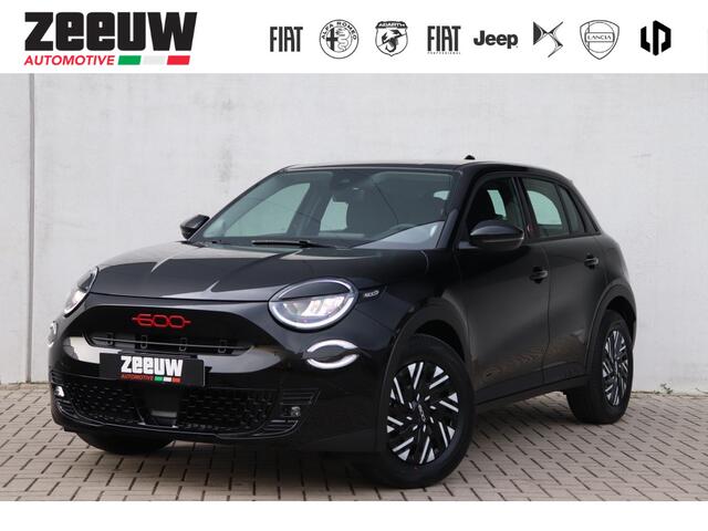 Fiat 600 600e RED 54 kWh | Carplay | Clima | Cruise | Direct Leverbaar