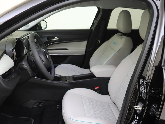 Fiat 600 1.2 Hybrid La Prima | Stoelverwarming | Elek. Achterklep | Camera | 136PK |