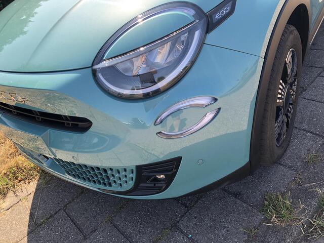 Fiat 600 1.2 145 PK Hybrid Icon AUTOMAAT|NAVI|CLIMATE|APPLE/ANDROID|PDC|17"
