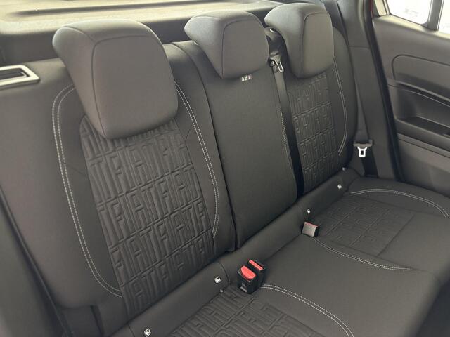 Fiat 600 1.2 Hybrid Urban | Apple-Android | Parkeersensor achter | Cruise control