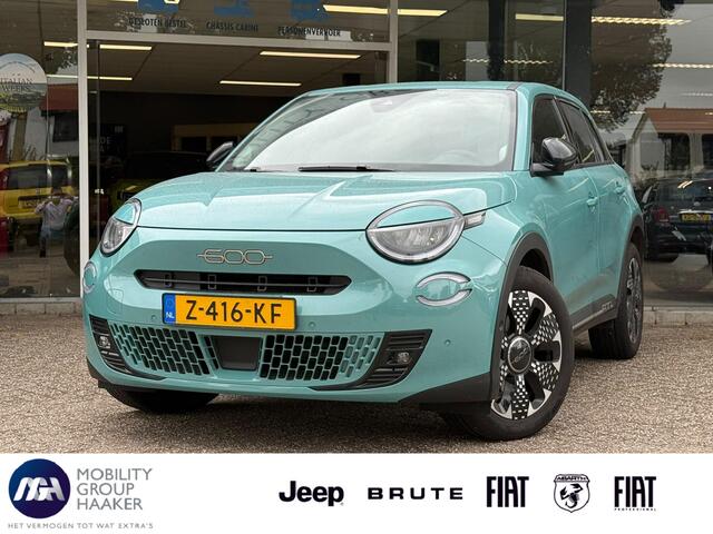 Fiat 600 600e La Prima 54 kWh | Camera | Carplay | Leer