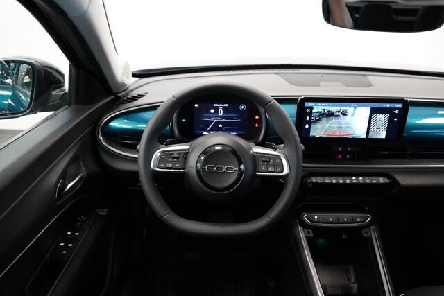 Fiat 600 1.2 Hybrid Urban Stoelverw Navi Carplay PDC 24 Maanden garantie* (Vraag naar de voorwaarden)