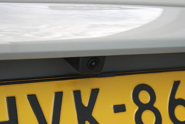 Fiat 600 1.2 Hybrid Pop | Incl. 12 maanden garantie | Cruise control | Parkeercamera | Apple carplay/Android auto | DAB radio | Navigatie | Stoelverwarming | Climate control |
