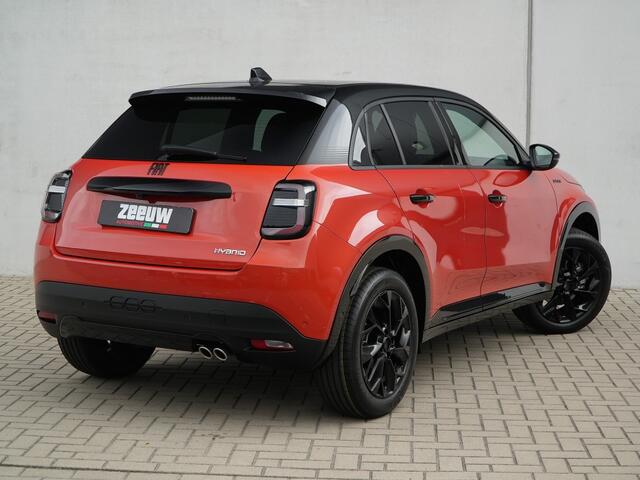 Fiat 600 1.2 Hybrid 145 PK La Prima | Camera | Carplay | Alcantara