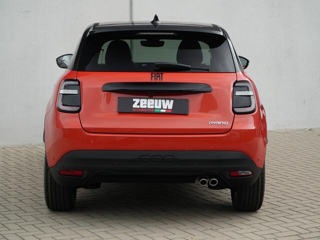 Fiat 600 1.2 Hybrid 145 PK La Prima | Camera | Carplay | Alcantara