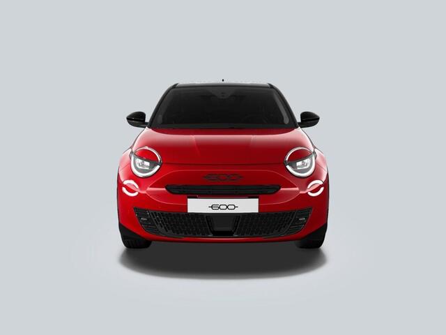 Fiat 600 1.2 Hybrid Sport | Clima | Camera | Adapt. Cruise | BSM | Navi | 18" | Winter Pack | Apple Carplay