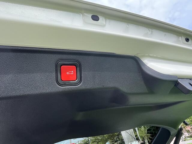Fiat 600 1.2 Hybrid T3 81 kW DCT La Prima AUTOMAAT|NAVI|CLIMATE|APPLE/ANDROID|CAMERA|PDC|18"