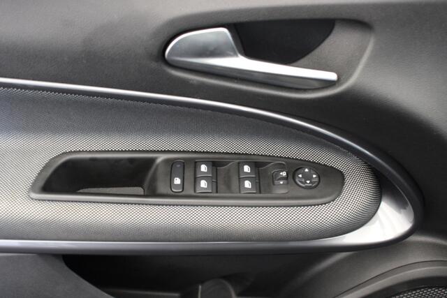 Fiat 600 1.2 Hybrid Urban