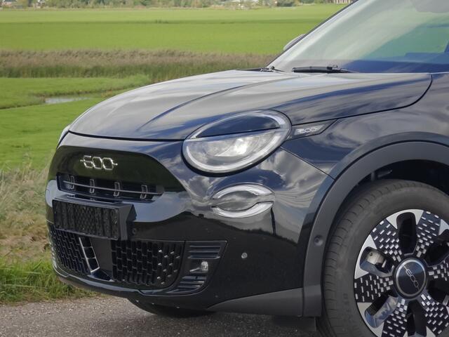 Fiat 600 1.2 Hybrid La Prima