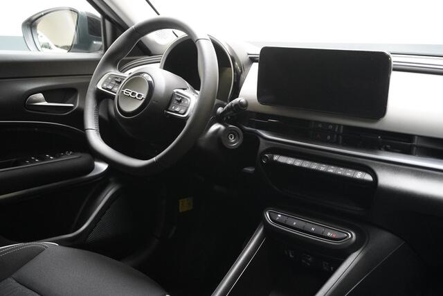 Fiat 600 1.2 Hybrid Urban | Achteruitrijcamera | Carplay | Climate control | Cruise control | Parkeersensoren