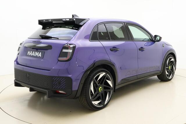 Fiat Abarth 600e Scorpionissima 54 kWh | Sabelt kuipstoelen | Sper differentieel | Sound Box | 20'' lichtmetalen velgen | Alcantara sportstuur | Zwarte hemelbekleding