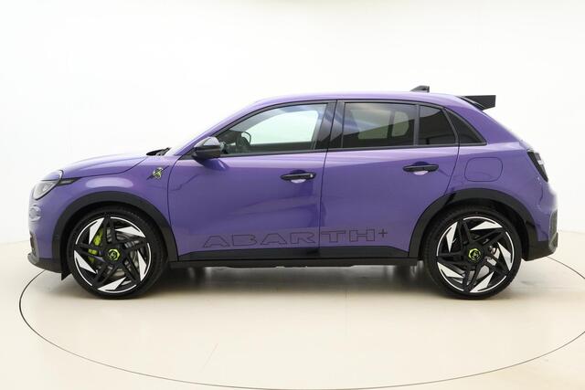 Fiat Abarth 600e Scorpionissima 54 kWh | Sabelt kuipstoelen | Sper differentieel | Sound Box | 20'' lichtmetalen velgen | Alcantara sportstuur | Zwarte hemelbekleding