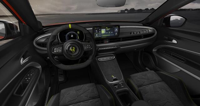 Fiat Abarth 600e Competizione 54 kWh | Te Bestellen | 280 PK | Torsen Sperdifferentieel | Sabelt Kuipstoelen |