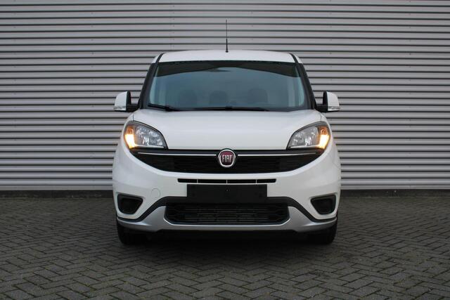 Fiat DOBLO Cargo 1.6 MJ L1H1 S Trekking | Airco | Cruise | DAB | Bluetooth | Camera | 3 zits |