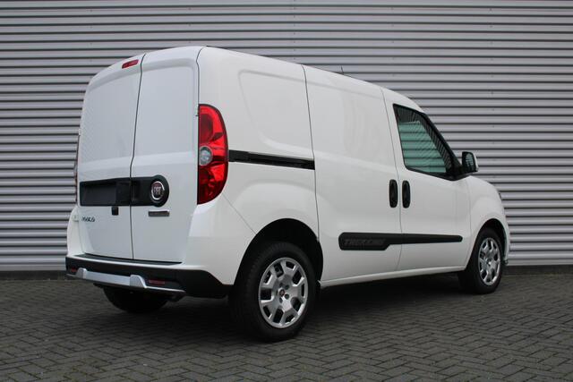 Fiat DOBLO Cargo 1.6 MJ L1H1 S Trekking | Airco | Cruise | DAB | Bluetooth | Camera | 3 zits |