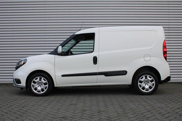Fiat DOBLO Cargo 1.6 MJ L1H1 S Trekking | Airco | Cruise | DAB | Bluetooth | Camera | 3 zits |