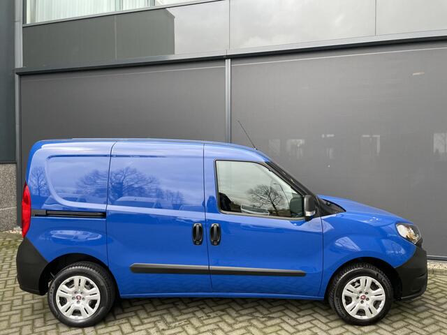 Fiat DOBLO Cargo 1.3 MJ L1H1 Actual Airco - Stuurwiel multifunctioneel