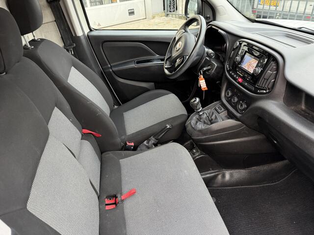 Fiat DOBLO Cargo 1.6 MJ L2H1 Maxi * 84.337 Km * 3 Zits * Airco * Navi * Cruise Control * Nw Staat *