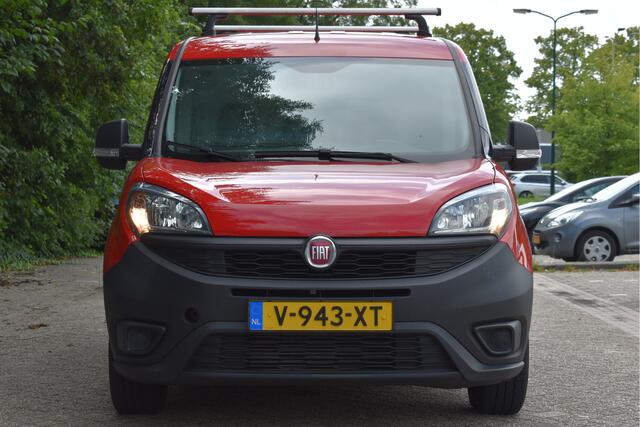 Fiat DOBLO Cargo 1.6 MJ L2H1 Maxi 3-persoons | NAVI | CRUISE CONTR | AIRCO | DAB | DAKDRAGERS | SCHUIFDEUR RECHTS