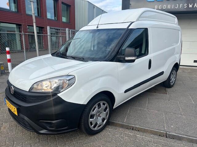Fiat DOBLO Cargo 1.6 MJ L2H2 XL AIRCO I TREKHAAK I MULTIMEDIA I HOOG DAK I