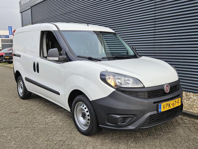 Fiat DOBLO Cargo 1.6 105PK L1H1 | Airco | Schuifdeur | 2-Zits | Lat om Lat | Laadvloer |