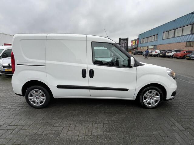 Fiat DOBLO Cargo 1.6 MJ L1H1 SX NAVI AIRCO EURO-6